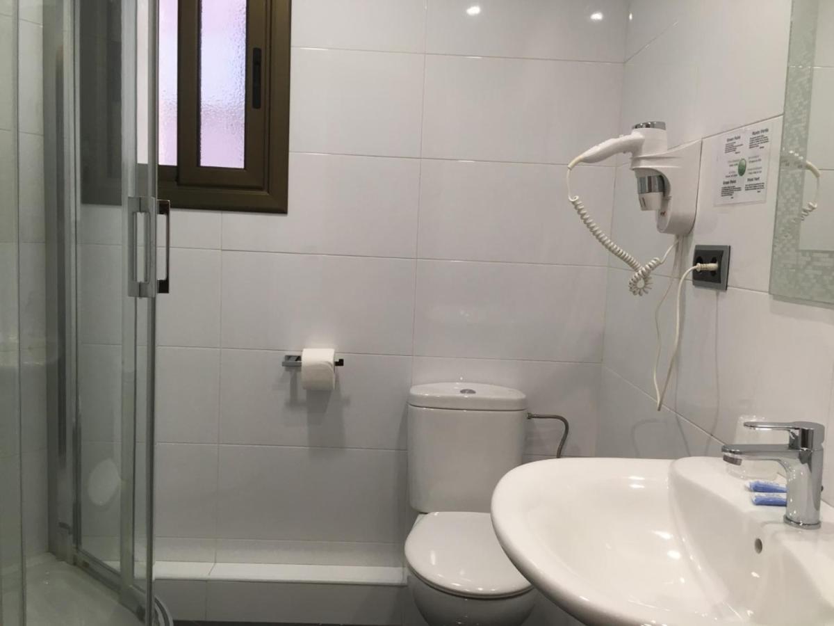 Hostal Levante Barcelona Exterior foto